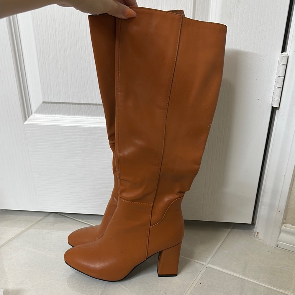 Women's Tan Knee-High Boots